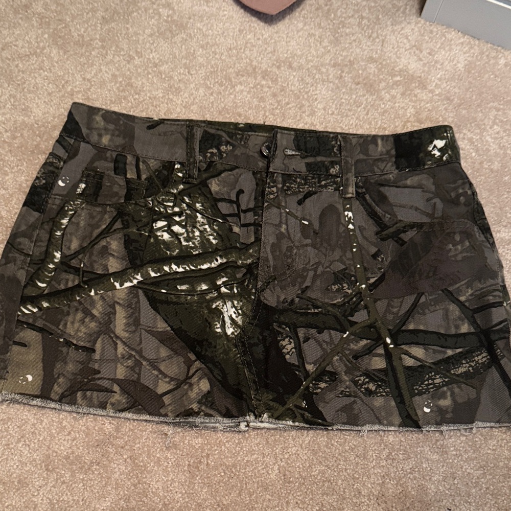 SHEIN Green Camouflage Mini Skirt